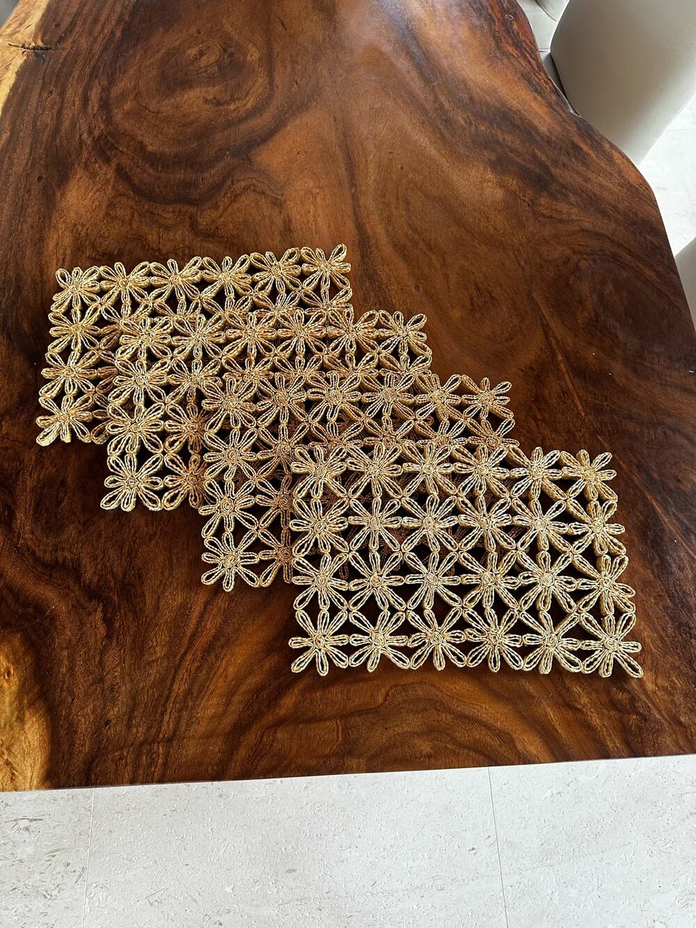 Placemats, thick woven ratan, Daisy, Flower, 3 Dimensional, set of 4